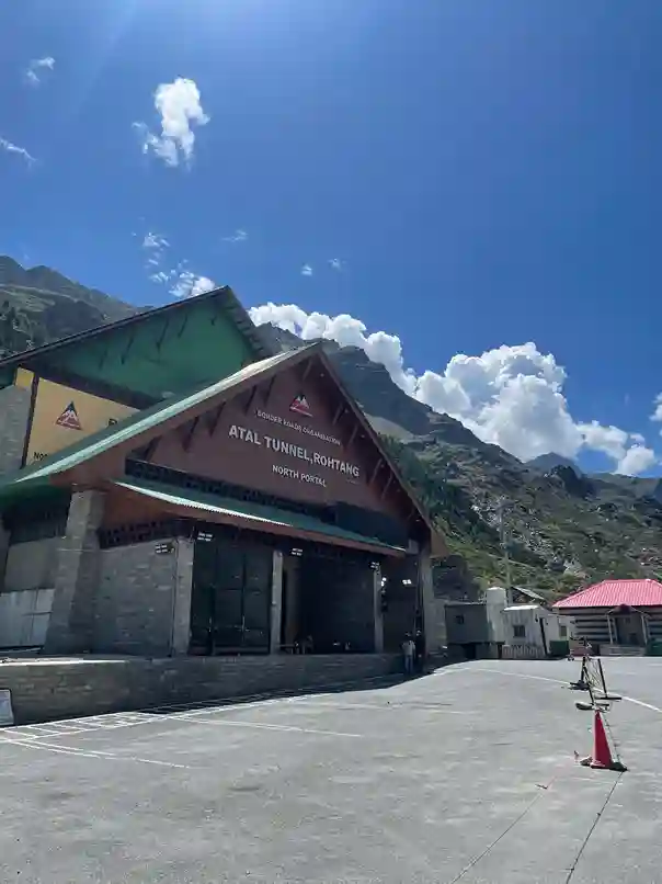 674b4ce9d2985 Himachal Tourism